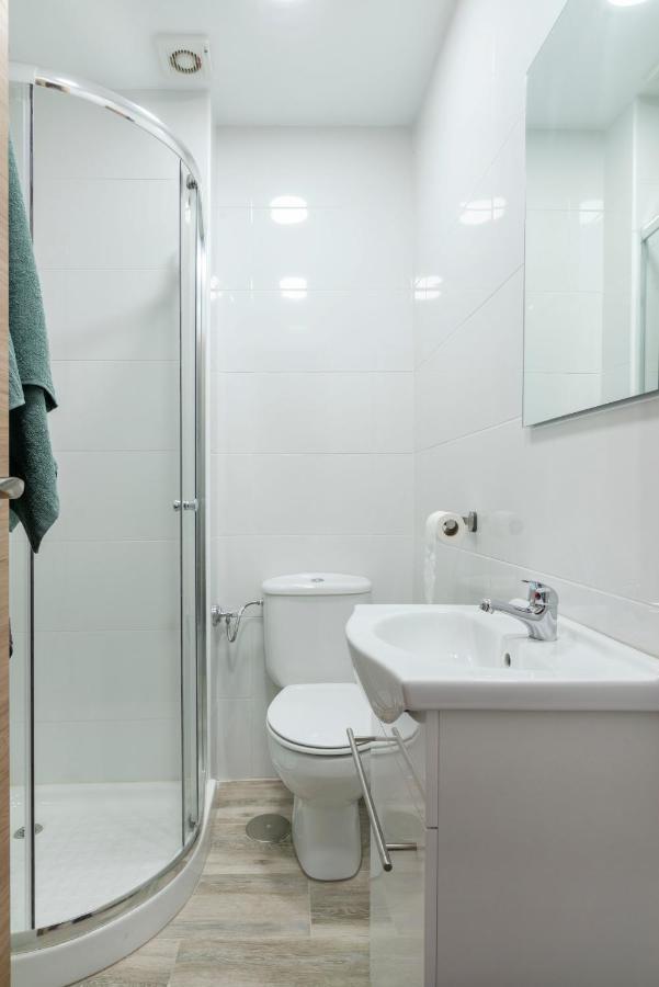 Panoramic Views Cosy Studio Apartment เบนัลมาเดนา ภายนอก รูปภาพ